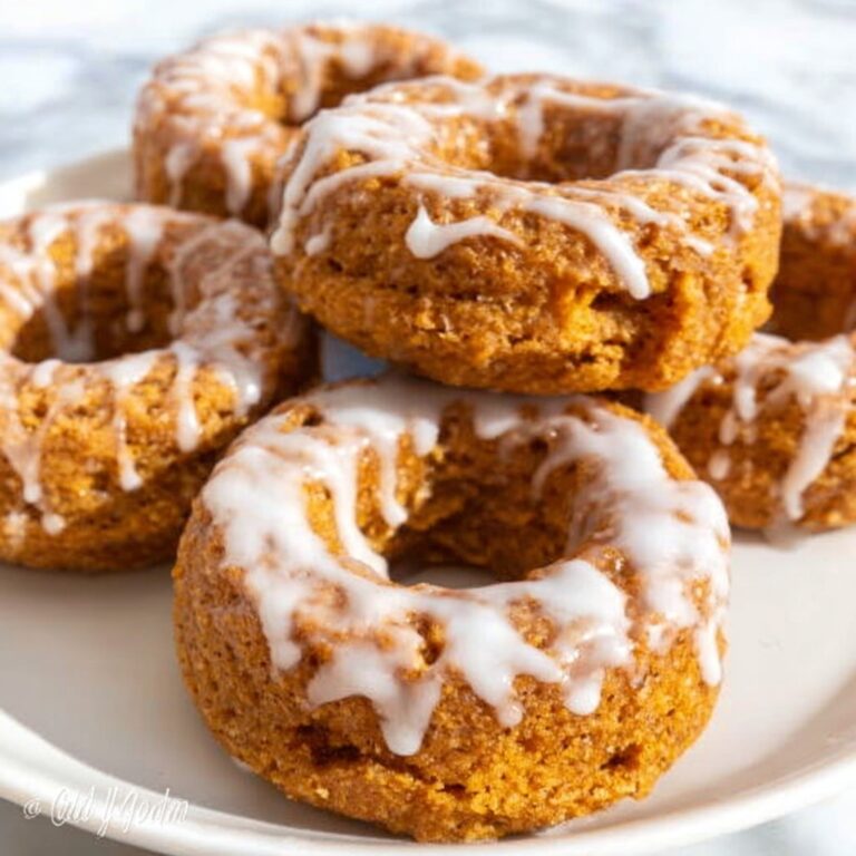 Irresistible Baked Pumpkin Donuts with Maple Glaze Recipe